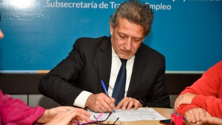 El Gobierno de Suarez logró cerrar el acuerdo salarial con todos gremios de Mendoza