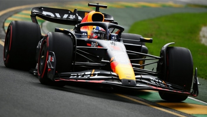 Verstappen logra la pole en el Gran Premio de Australia de F1