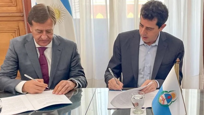 Suarez firmó un crédito de $400 millones con la Nación para el colector cloacal de Tunuyán