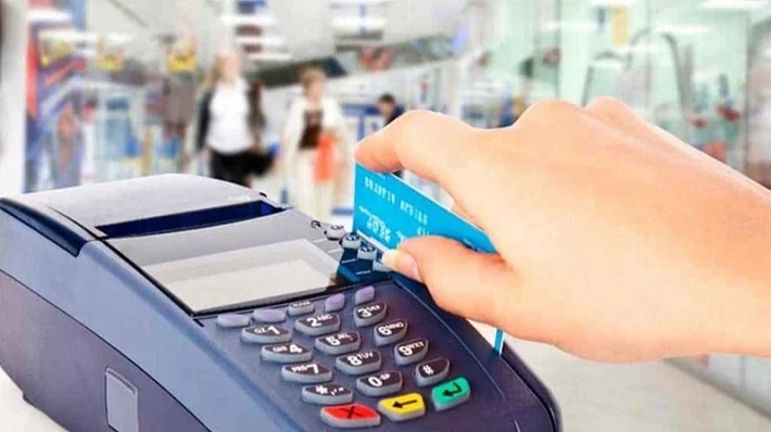 AFIP: importante aumento del reintegro para compras con tarjetas de débito