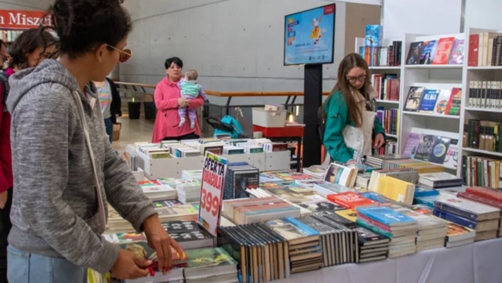 Se inauguró la Feria Internacional del Libro 2022 en el Julio Le Parc