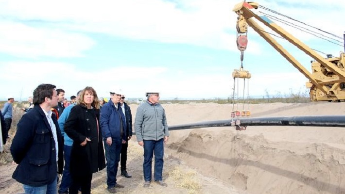 Emir Félix y cámaras empresarias del Sur visitaron las obras del nuevo gasoducto