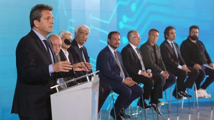 Dólar tecno: Massa anunció medidas para fomentar exportaciones de la Economía del Conocimiento