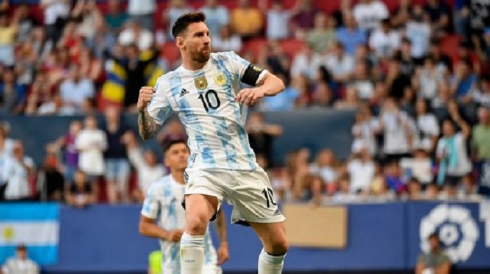 Goleada del seleccionado argentino e histórico show de goles de Messi ante Estonia