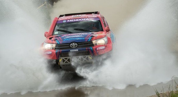 Rally Dakar: Álvarez llegó tercero y se subió al podio de Autos