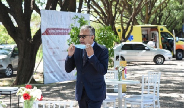 Cornejo sostuvo que el ex presidente debería "contribuir a la unidad" de la oposición