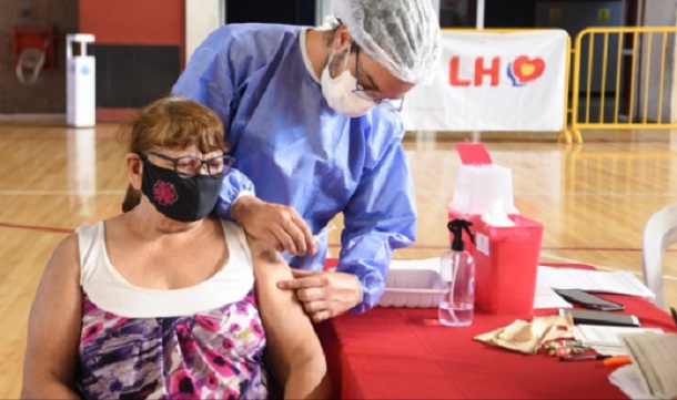 Mendoza llegó al medio millón de personas vacunadas