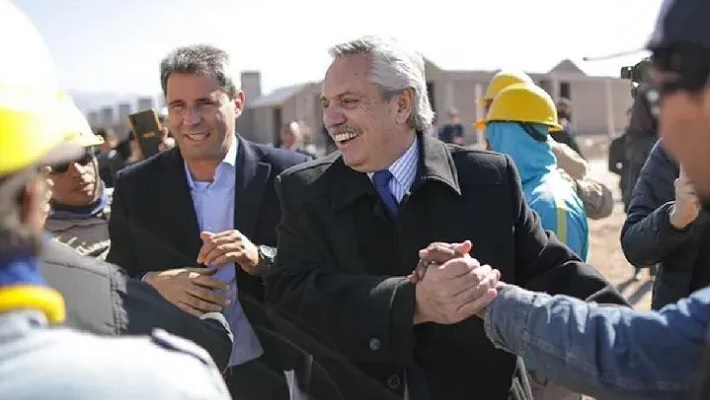 Alberto Fernández: "Llevamos entregadas 63.000 viviendas en todo el país"