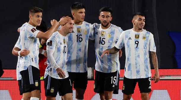 Argentina se impuso por 3-0 a Bolivia, con tres goles de Lionel Messi