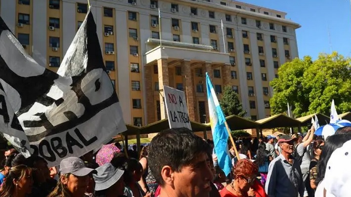 Distintas organizaciones políticas y sindicales marcharán por el centro mendocino