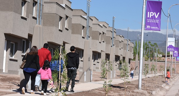 Varias alternativas y líneas de acceso a los programas de viviendas en Mendoza