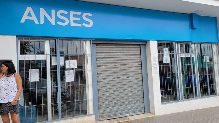 Una oficina de Anses en Mendoza cumplió 100 días sin atender al público
