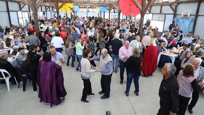 La Fiesta Departamental del Adulto Mayor convocó a más de 700 personas