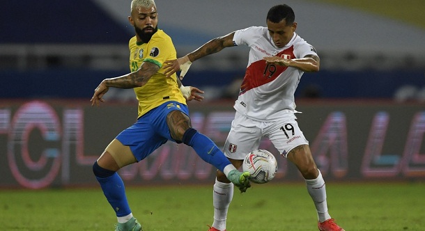 Brasil, con un festival de juego y goles, apabulló a Perú
