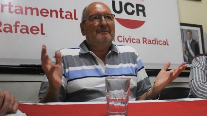 El intendente Marcelino Iglesias pasó por San Rafael y brindó una charla en la Sede de la UCR