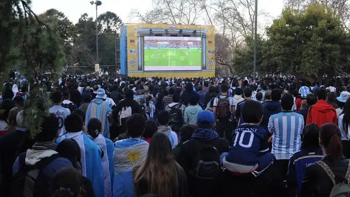 Los partidos de Argentina en Qatar podrán verse en pantalla gigante en el Parque de los Jóvenes
