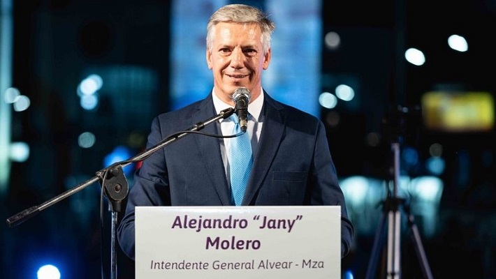 Molero asumió en Alvear: prometió austeridad, diálogo y trabajar por el Sur