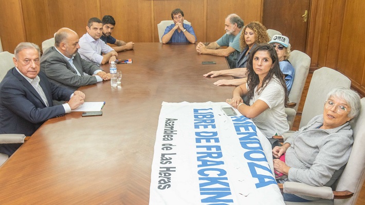 Gobierno de Mendoza y referentes piqueteros mantuvieron una reunión por la detención de dos militantes