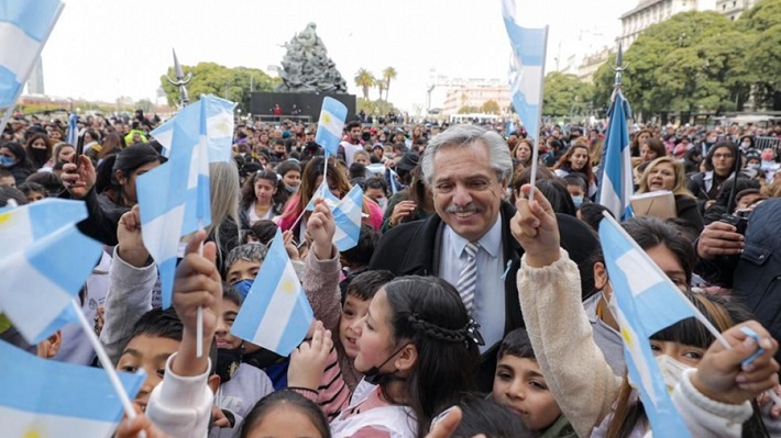 Fernández afirmó que Argentina “no es ese país sin destino que algunos quieren plantearnos”