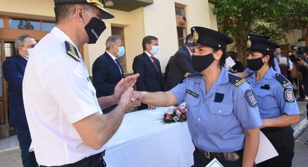 En el Aniversario 211° de la Policía de Mendoza distinguieron al personal por cumplimiento de labor