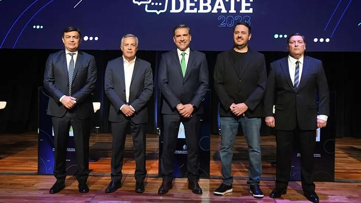 Fuego cruzado, chicanas y críticas en el debate de candidatos a gobernador de Mendoza