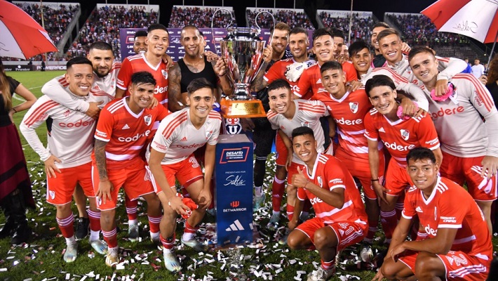 River Plate, derrotó 4 a 3 en un amistoso internacional a Universidad de Chile en Salta