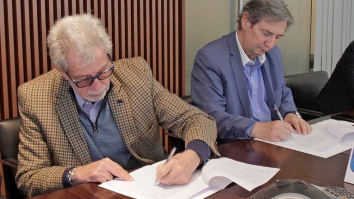 Félix firmó en Buenos Aires el convenio de compromiso de ejecución de obras en el aeropuerto Germanó