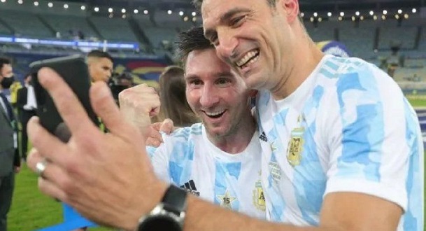 Messi, Scaloni y otros seis argentinos están en el equipo ideal de 2021 en Sudamérica